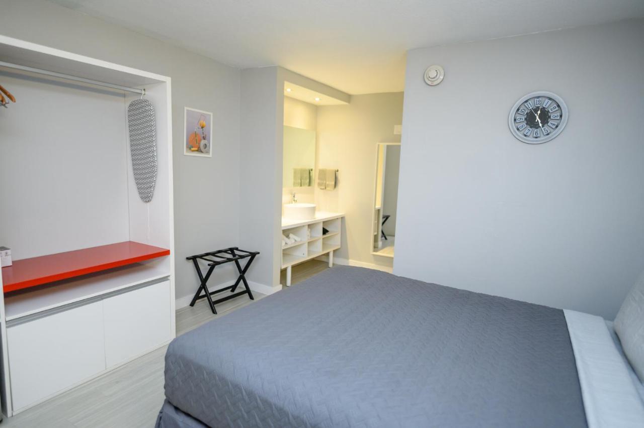Hotel Room Near Disney 4 People كيسيمي المظهر الخارجي الصورة
